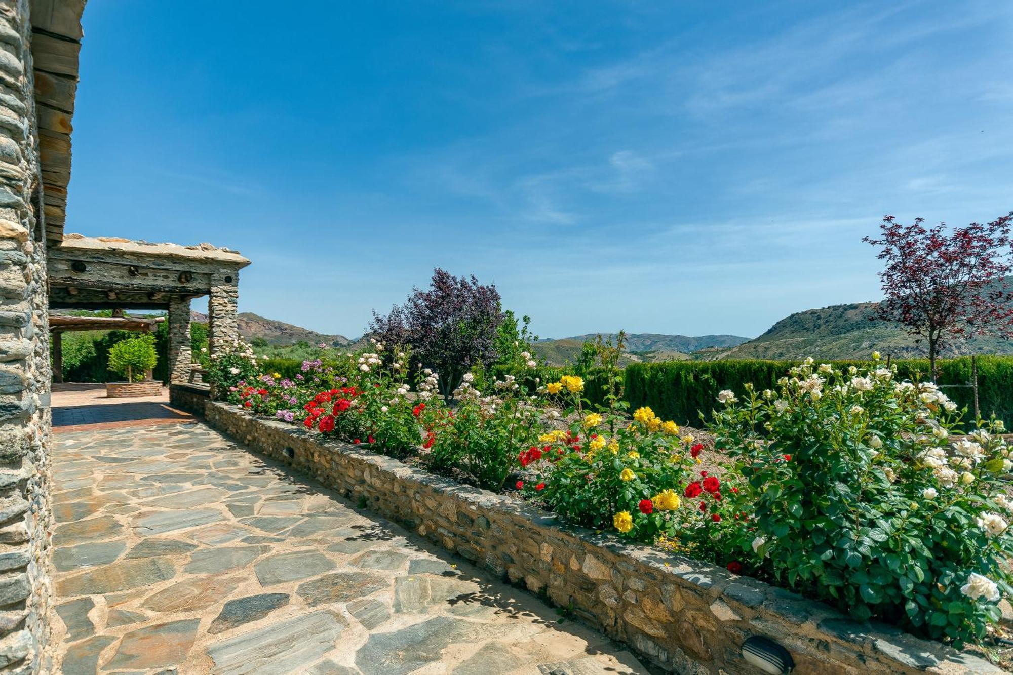 Alpujarra Sulayr * Portugos